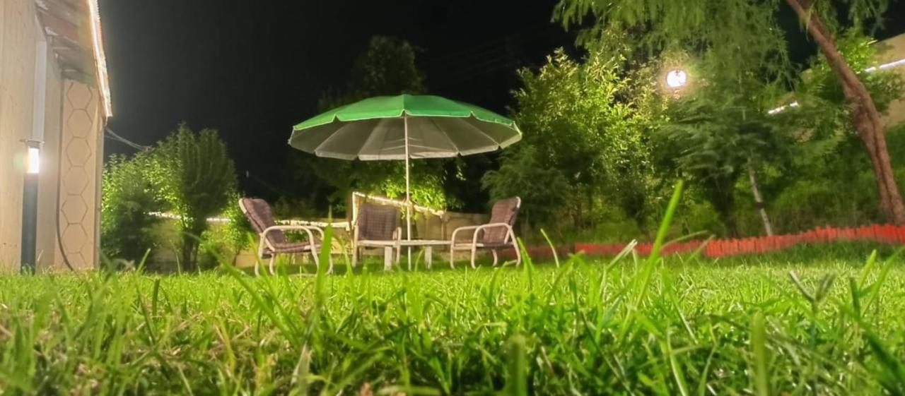 Republika Central Mansehra المظهر الخارجي الصورة