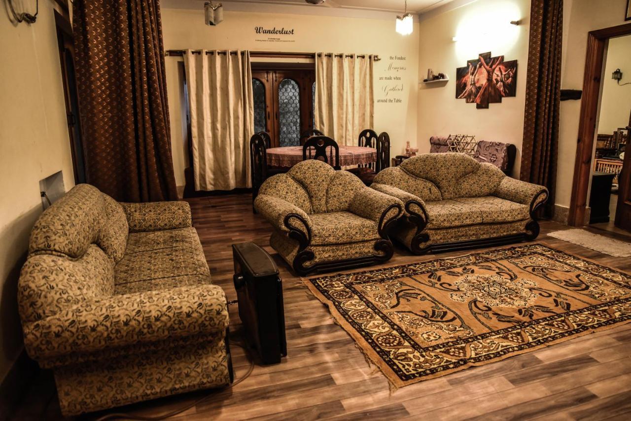 Republika Central Mansehra المظهر الخارجي الصورة
